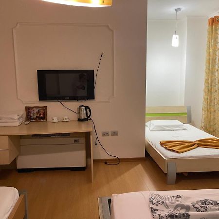 Albjona Guesthouse Тирана Екстериор снимка