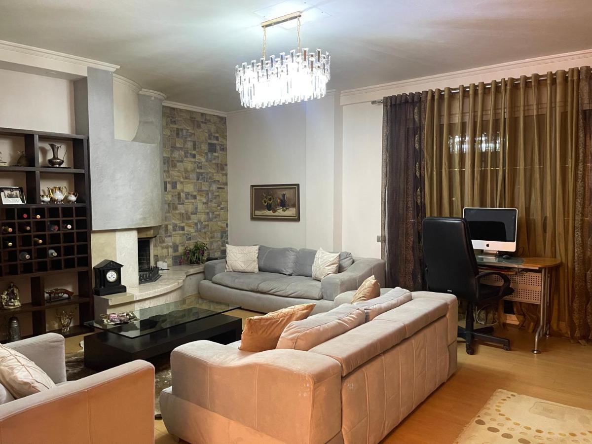 Albjona Guesthouse Тирана Екстериор снимка